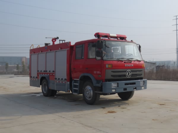 东风145水罐消防車(chē)