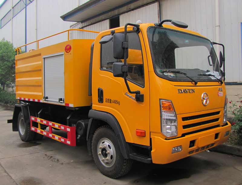 大运高压清洗車(chē)(蓝牌)